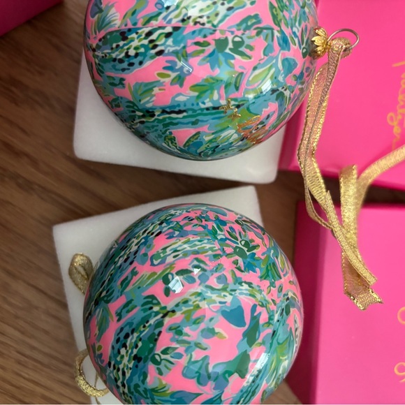 Lilly Pulitzer Pink and Green Ornament Set - Picture 5 of 9
